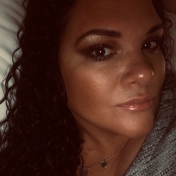 Meet your Posher, Adrian - Picture 2 of 2